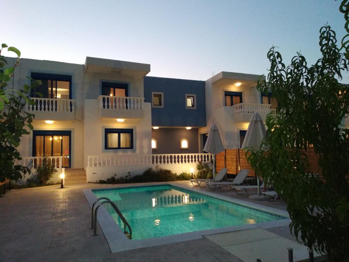 Rita Mare Seafront Villas Heated Pools Γεννάδι Εξωτερικό φωτογραφία