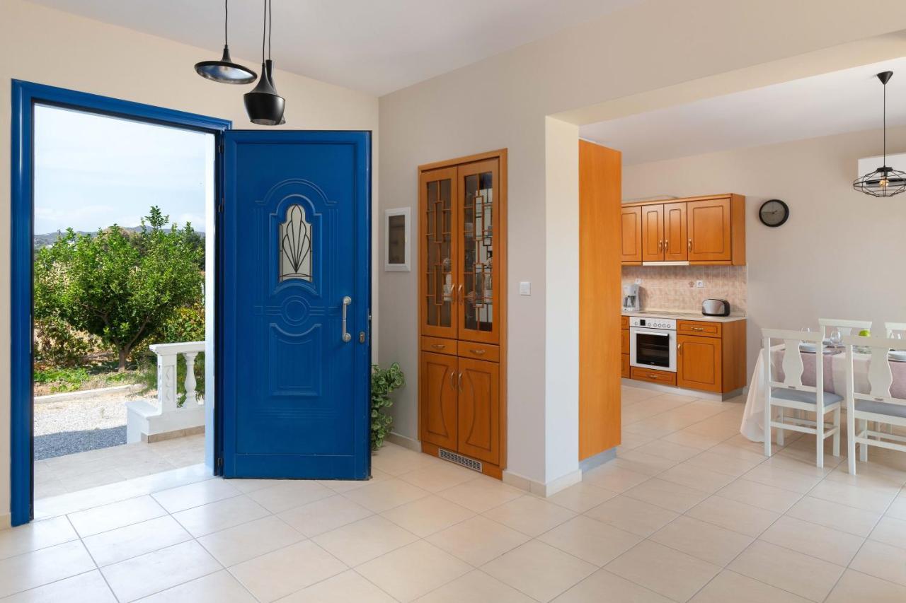 Rita Mare Seafront Villas Heated Pools Γεννάδι Εξωτερικό φωτογραφία