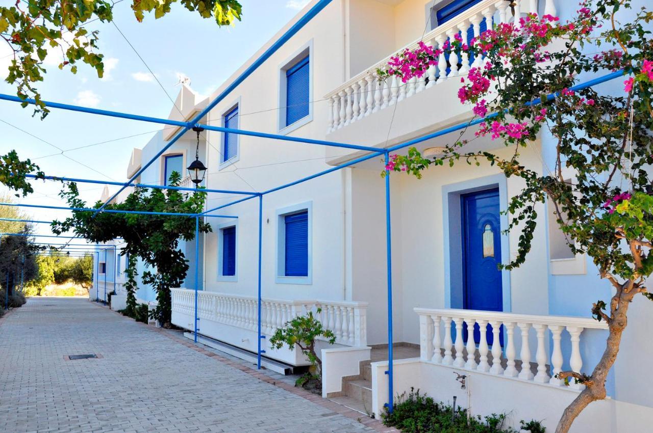 Rita Mare Seafront Villas Heated Pools Γεννάδι Εξωτερικό φωτογραφία
