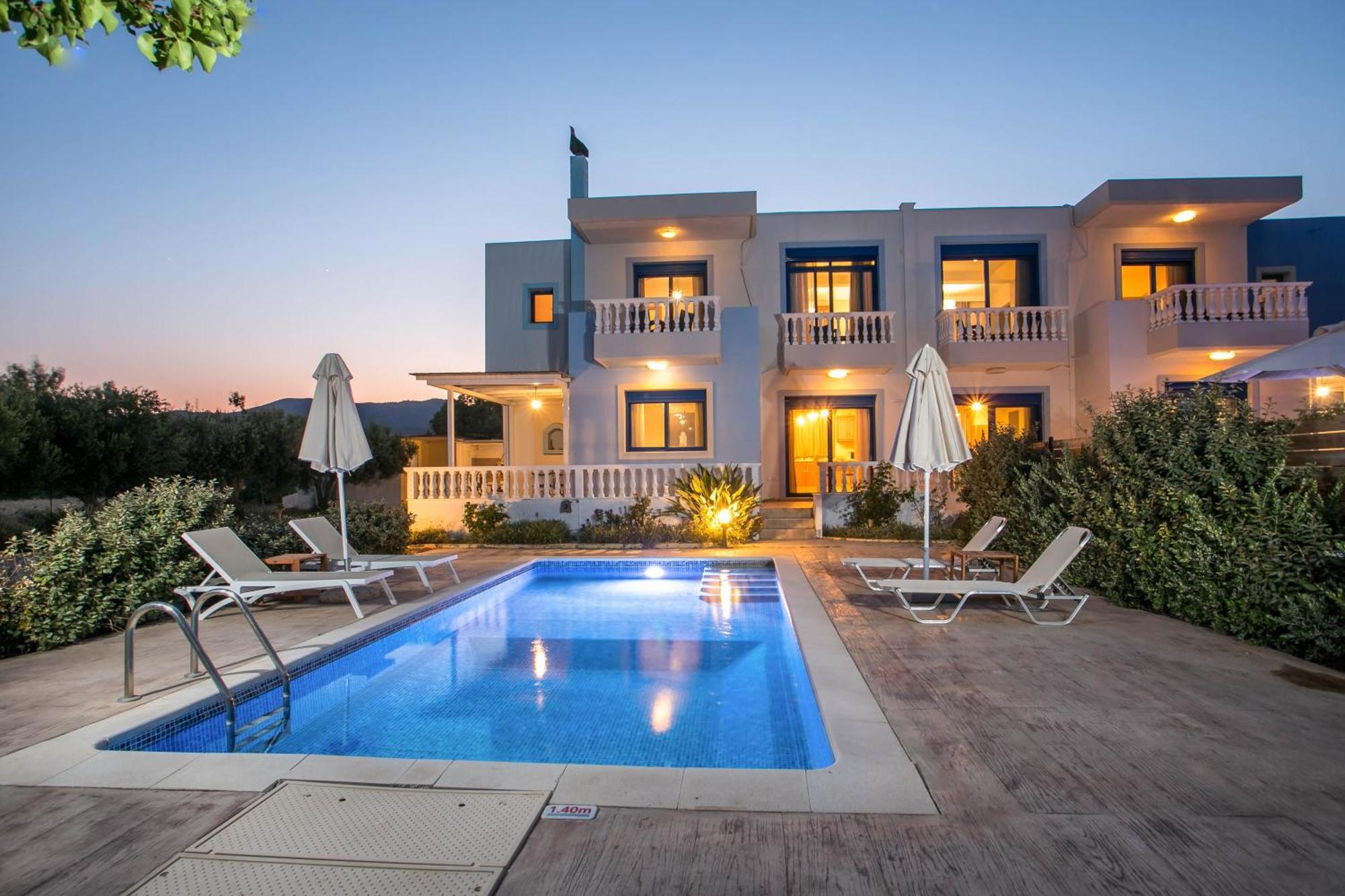 Rita Mare Seafront Villas Heated Pools Γεννάδι Εξωτερικό φωτογραφία