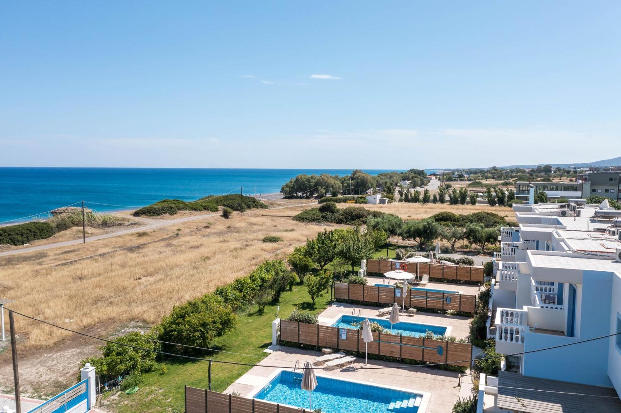 Rita Mare Seafront Villas Heated Pools Γεννάδι Εξωτερικό φωτογραφία