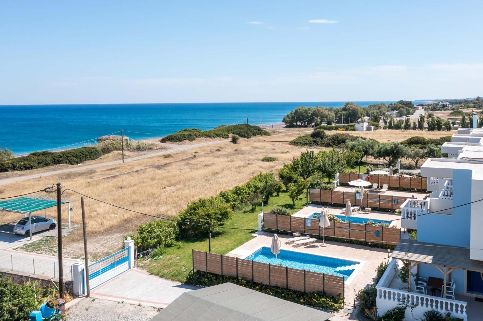 Rita Mare Seafront Villas Heated Pools Γεννάδι Εξωτερικό φωτογραφία