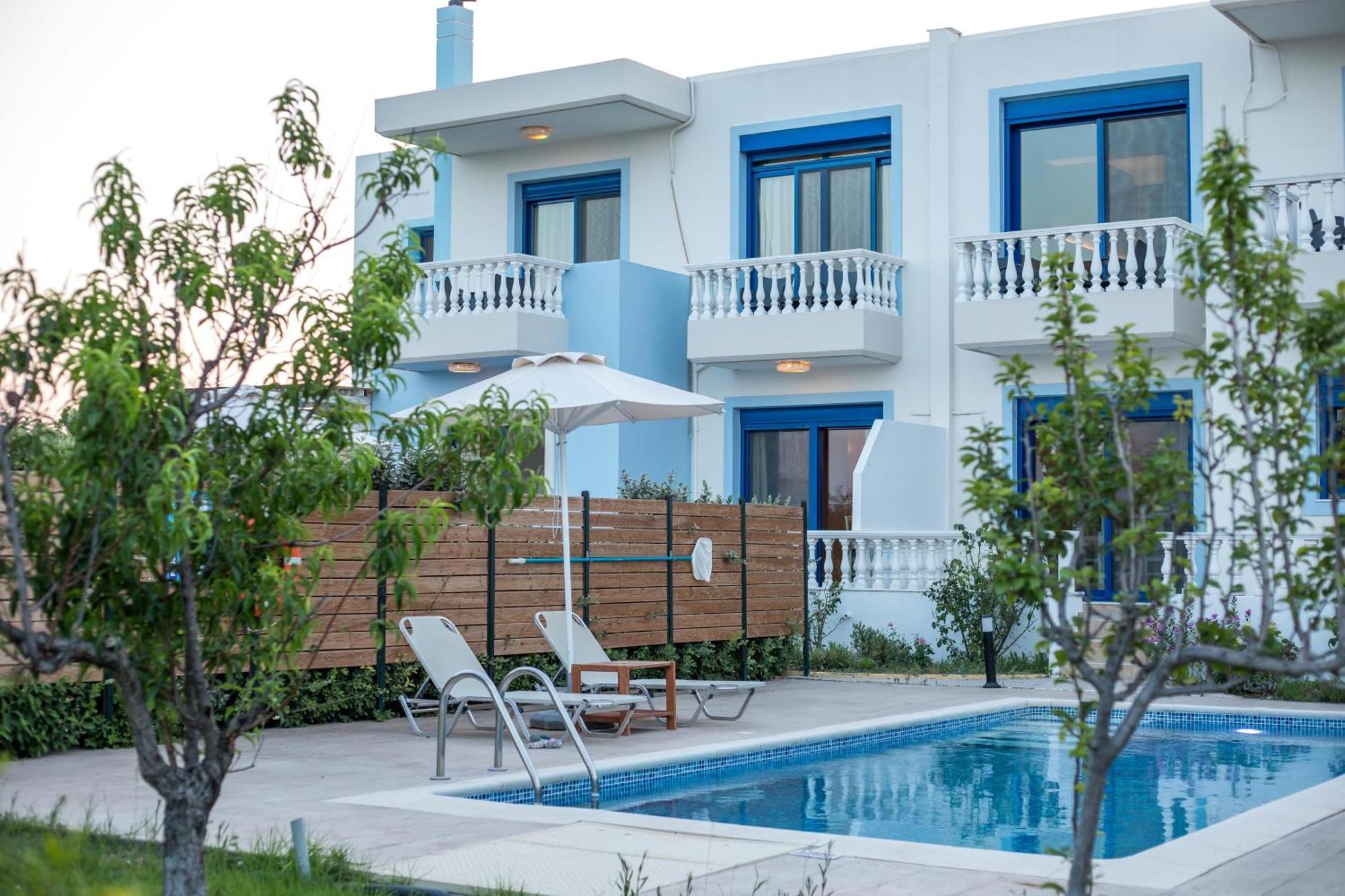 Rita Mare Seafront Villas Heated Pools Γεννάδι Εξωτερικό φωτογραφία