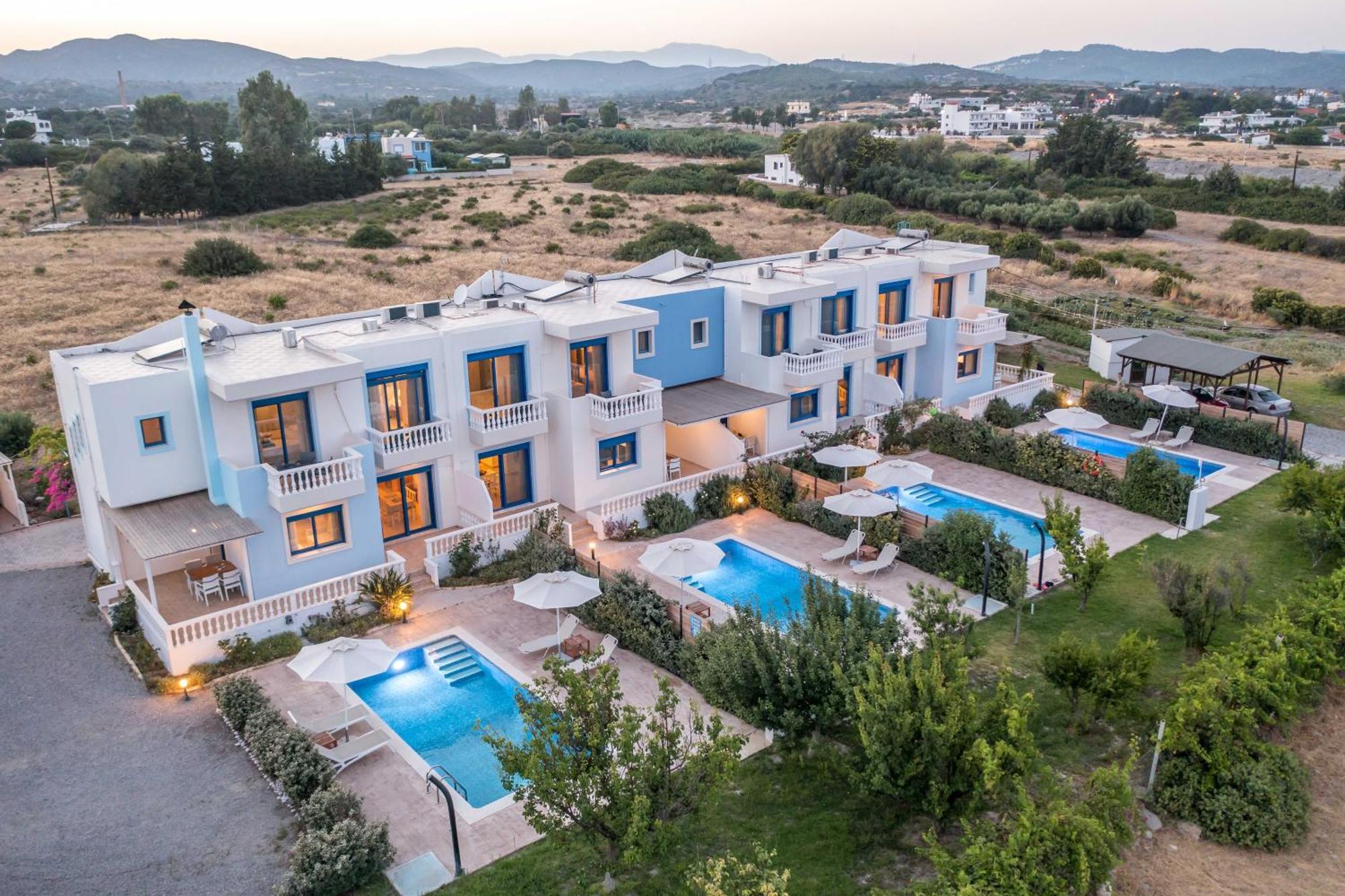 Rita Mare Seafront Villas Heated Pools Γεννάδι Εξωτερικό φωτογραφία
