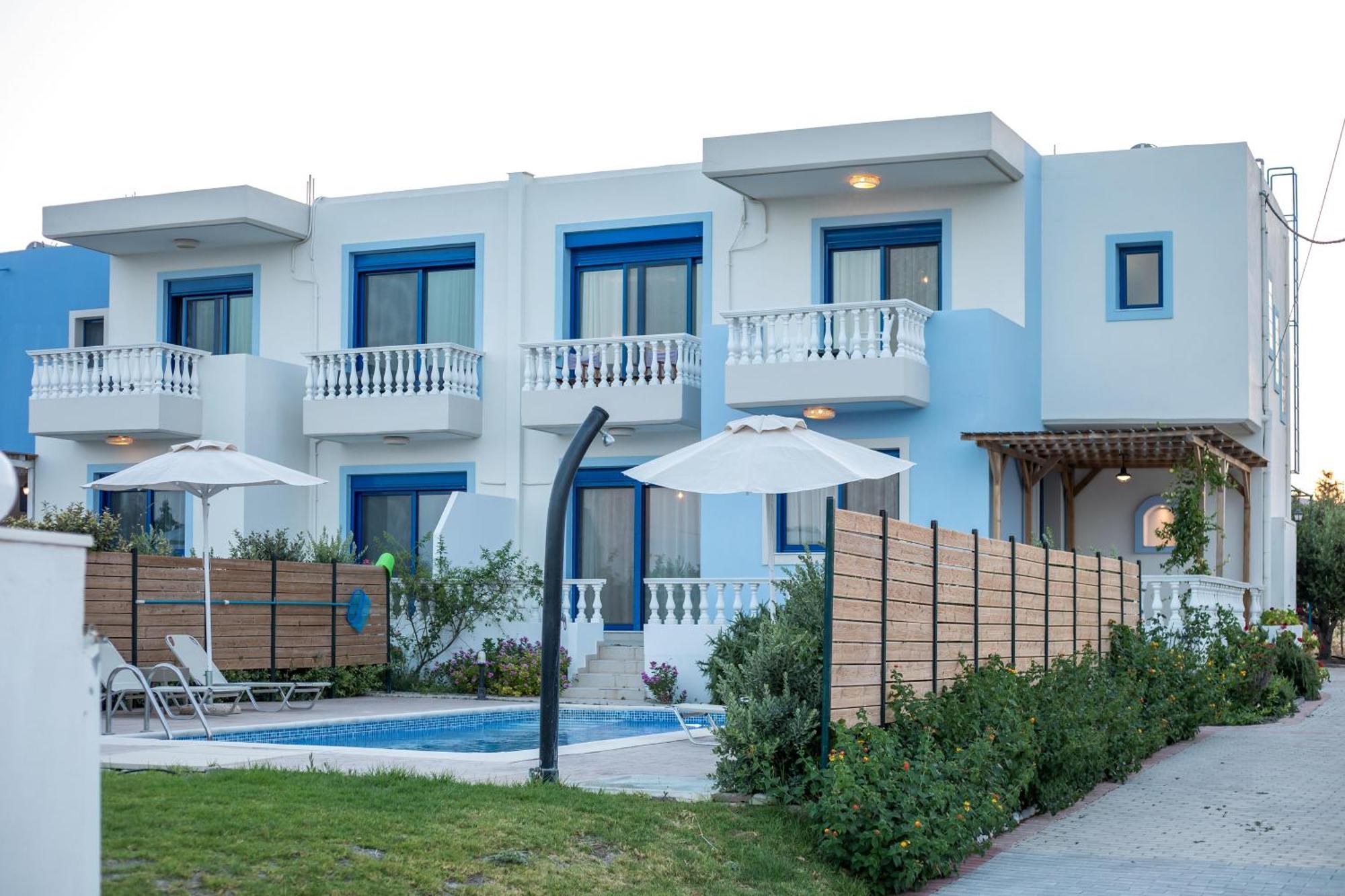 Rita Mare Seafront Villas Heated Pools Γεννάδι Εξωτερικό φωτογραφία