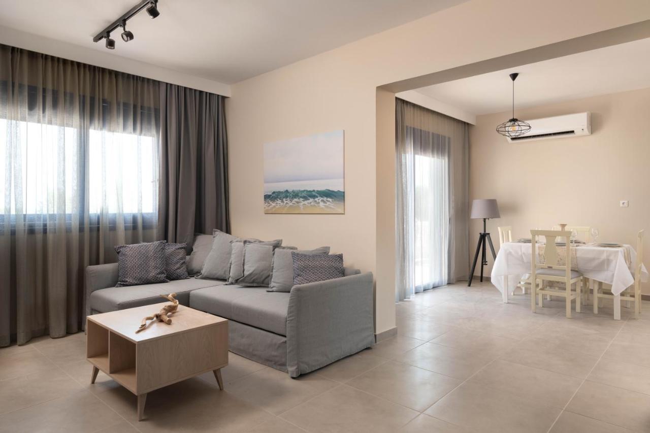 Rita Mare Seafront Villas Heated Pools Γεννάδι Εξωτερικό φωτογραφία